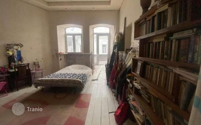 9-комнатная квартира 200 м² в Старом Тбилиси, Грузия