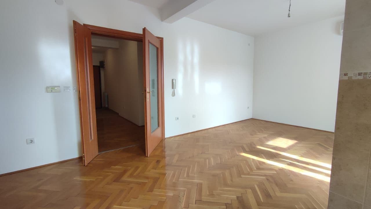 Квартира в Баре, Черногория, 76 м2