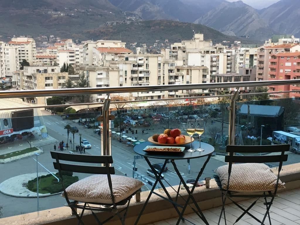Квартира в Баре, Черногория, 65 м2