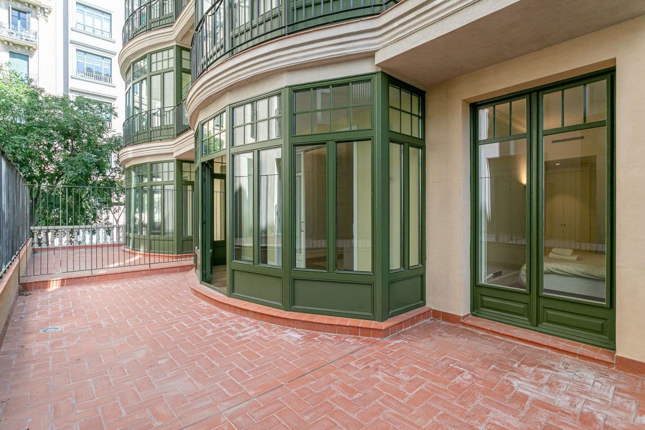 Квартира в Барселоне, Испания, 120 м2