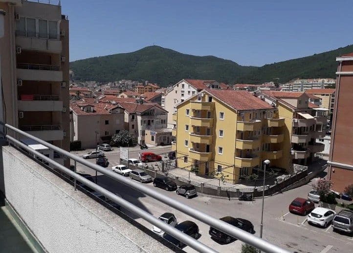 Квартира в Будве, Черногория, 80 м2