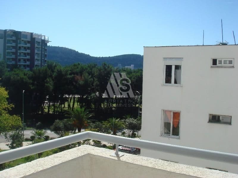 Квартира в Баре, Черногория, 76 м2