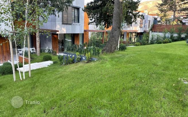 15-комнатный дом в городе 1350 м² на улице Крцаниси, Грузия