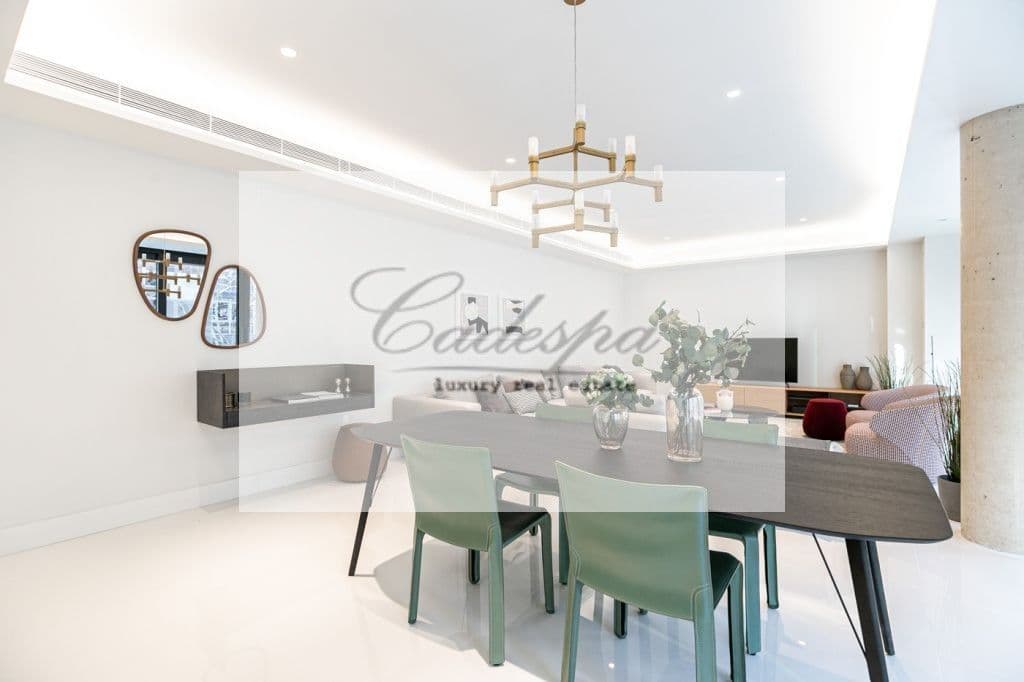 Квартира в Барселоне, Испания, 130 м2