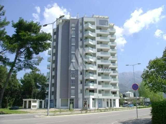 Квартира в Баре, Черногория, 61 м2