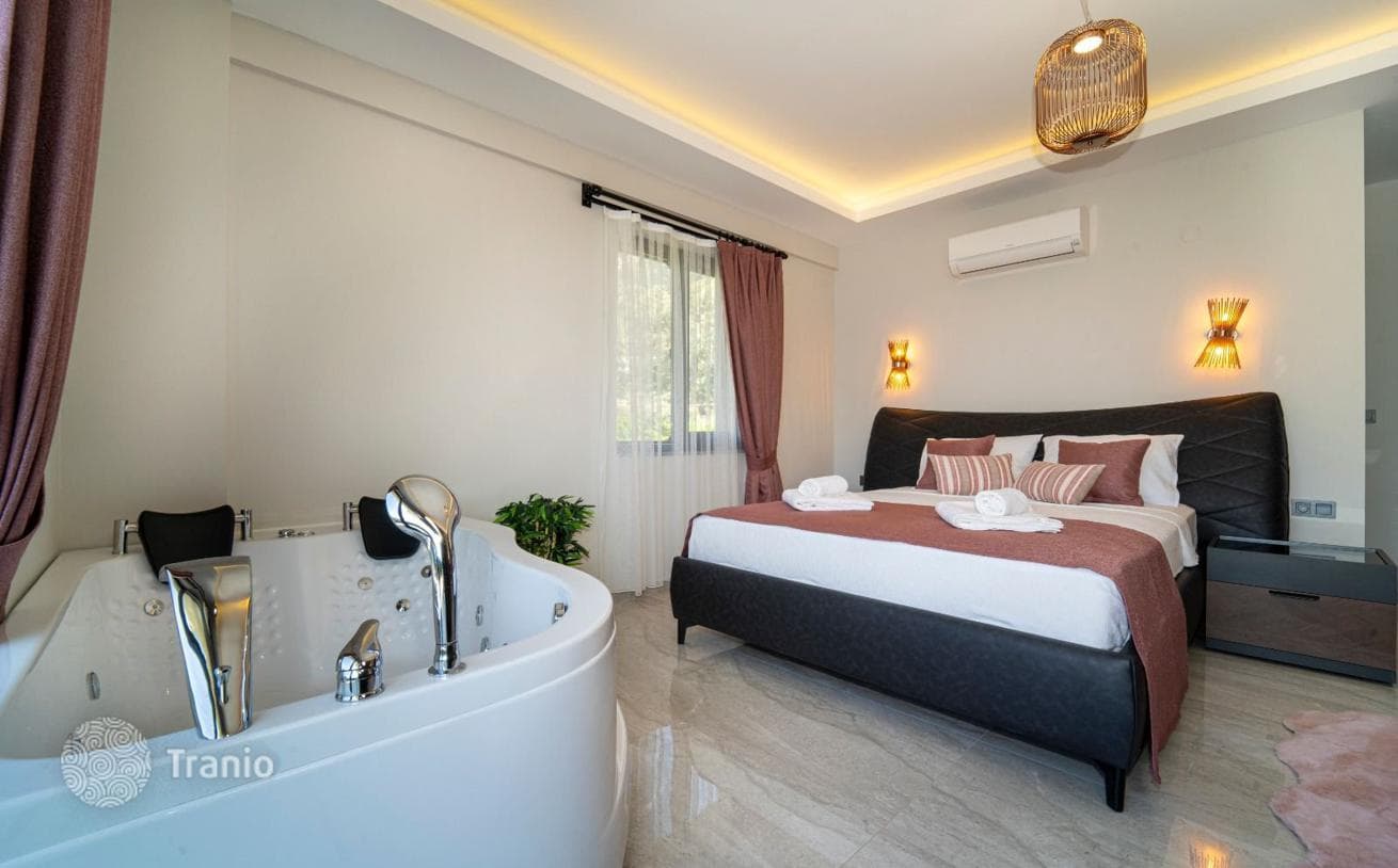 4-комнатная вилла 250 м² в Фетхие, Турция