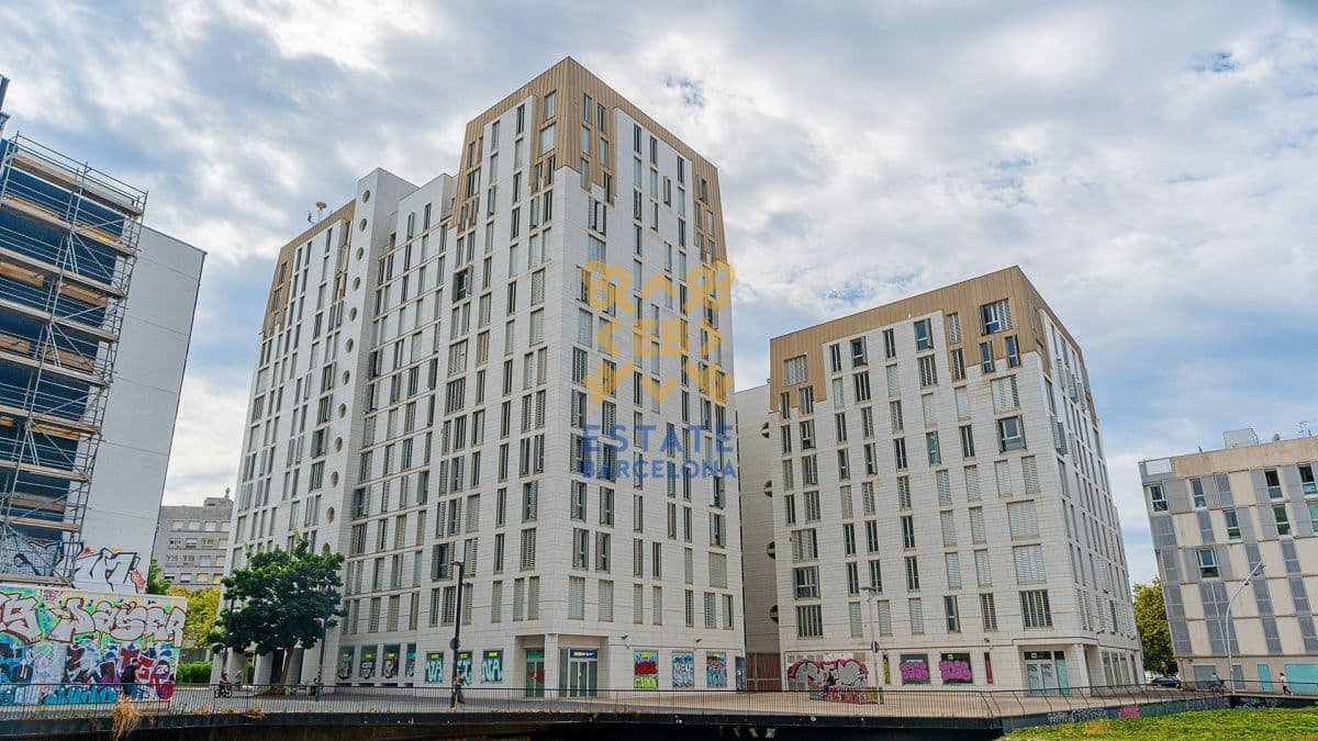 Квартира в Барселоне, Испания, 82 м²