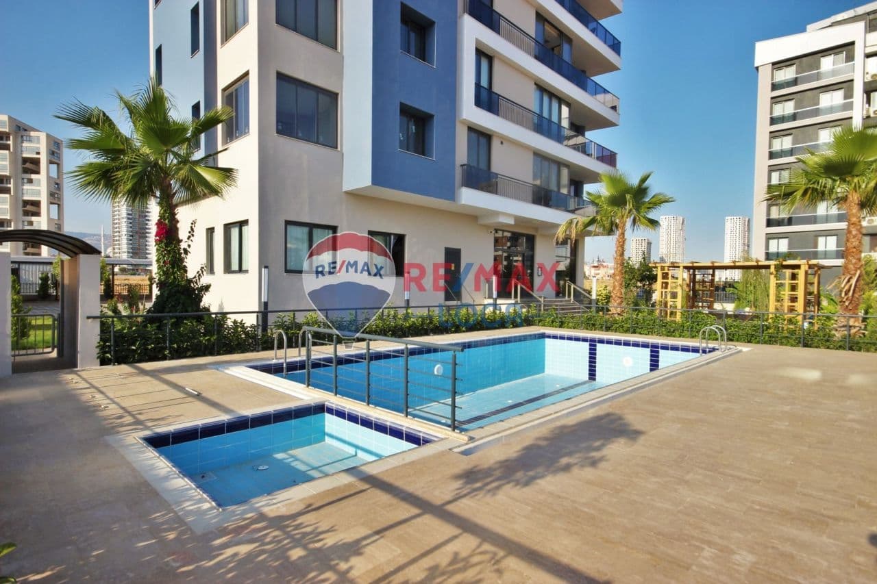 Квартира в Мерсине, Турция, 288 м2