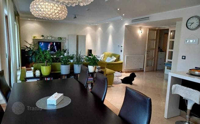 5-комнатный дом в городе 264 м² в Пуле, Хорватия, фото 5