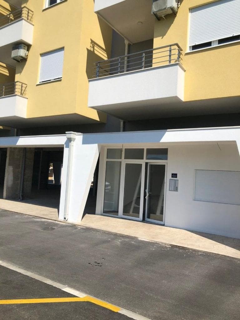 Квартира в Улцине, Черногория, 56 м2