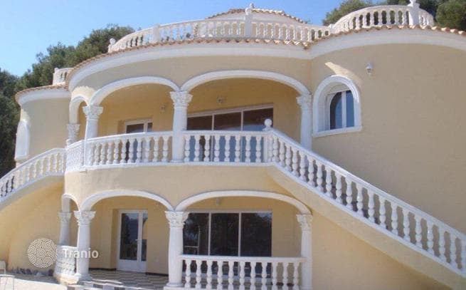 4-комнатный коттедж 380 м² в Кальпе, Испания, фото 2