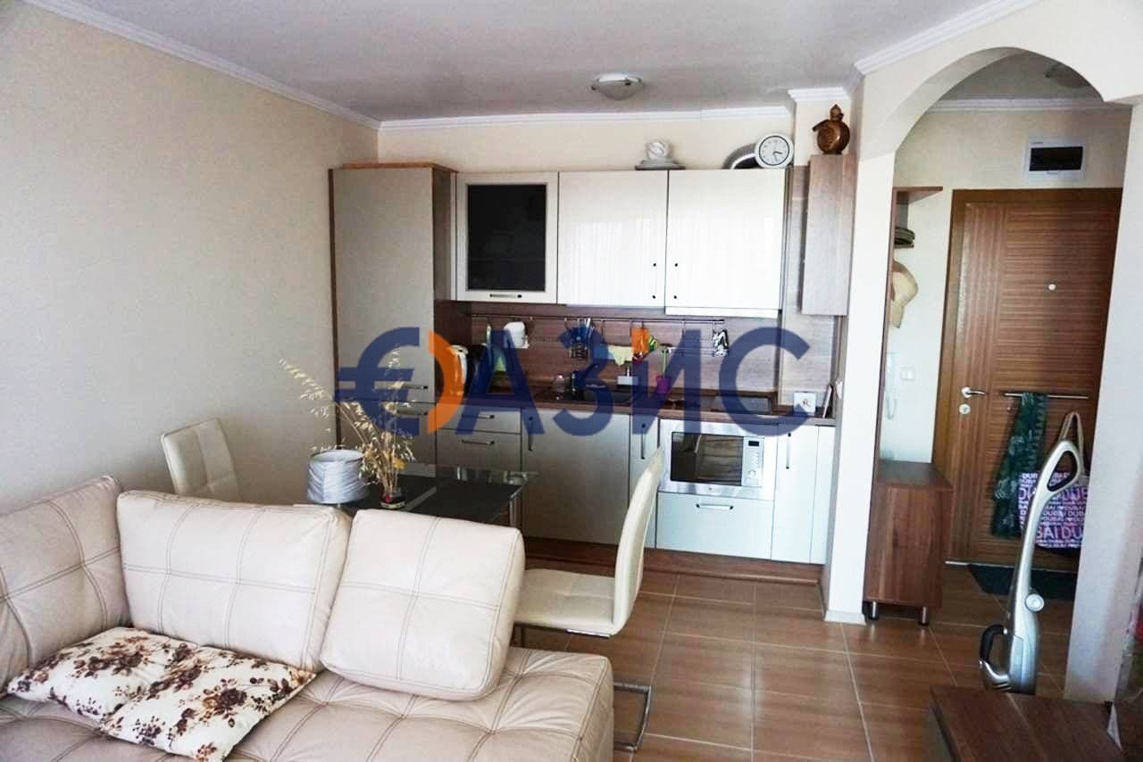 Апартаменты в Несебре, Болгария, 50 м², фото 2