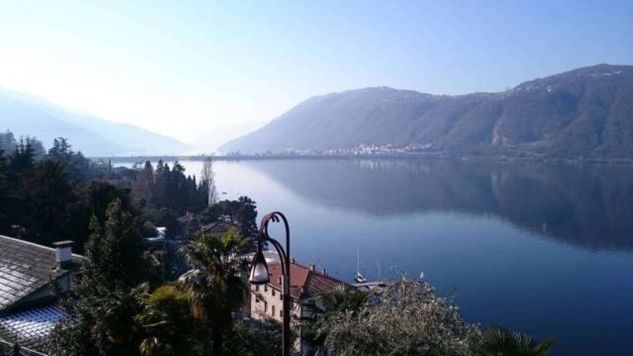 Квартира в Кампионе-д'Италия, Италия, 65 м2
