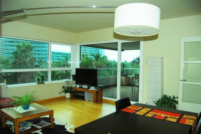 Квартира в Барселоне, Испания, 115 м2