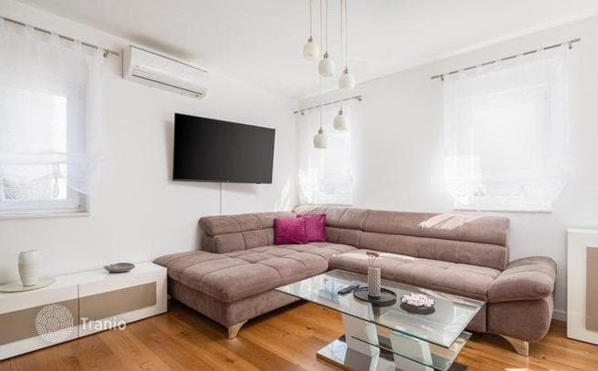 1-комнатные апартаменты в новостройке 48 м² в Макарскае, Хорватия, фото 5