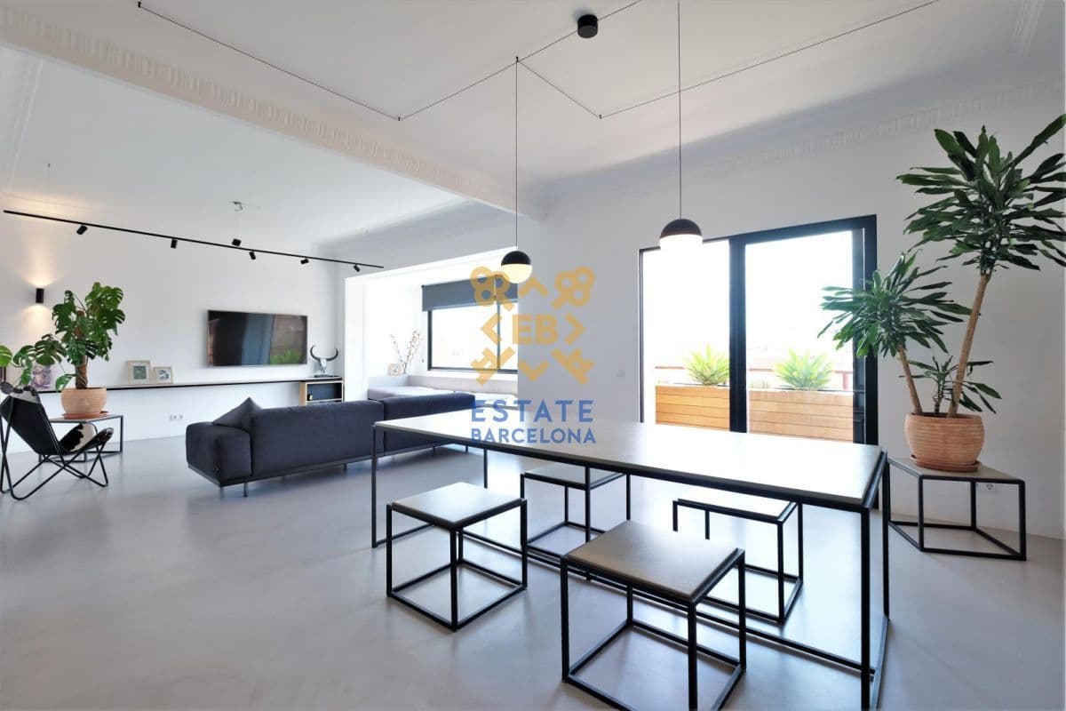 Квартира в Барселоне, Испания, 220 м2
