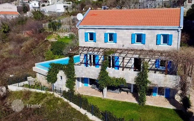 4-комнатная вилла 250 м² в Близикуче, Черногория