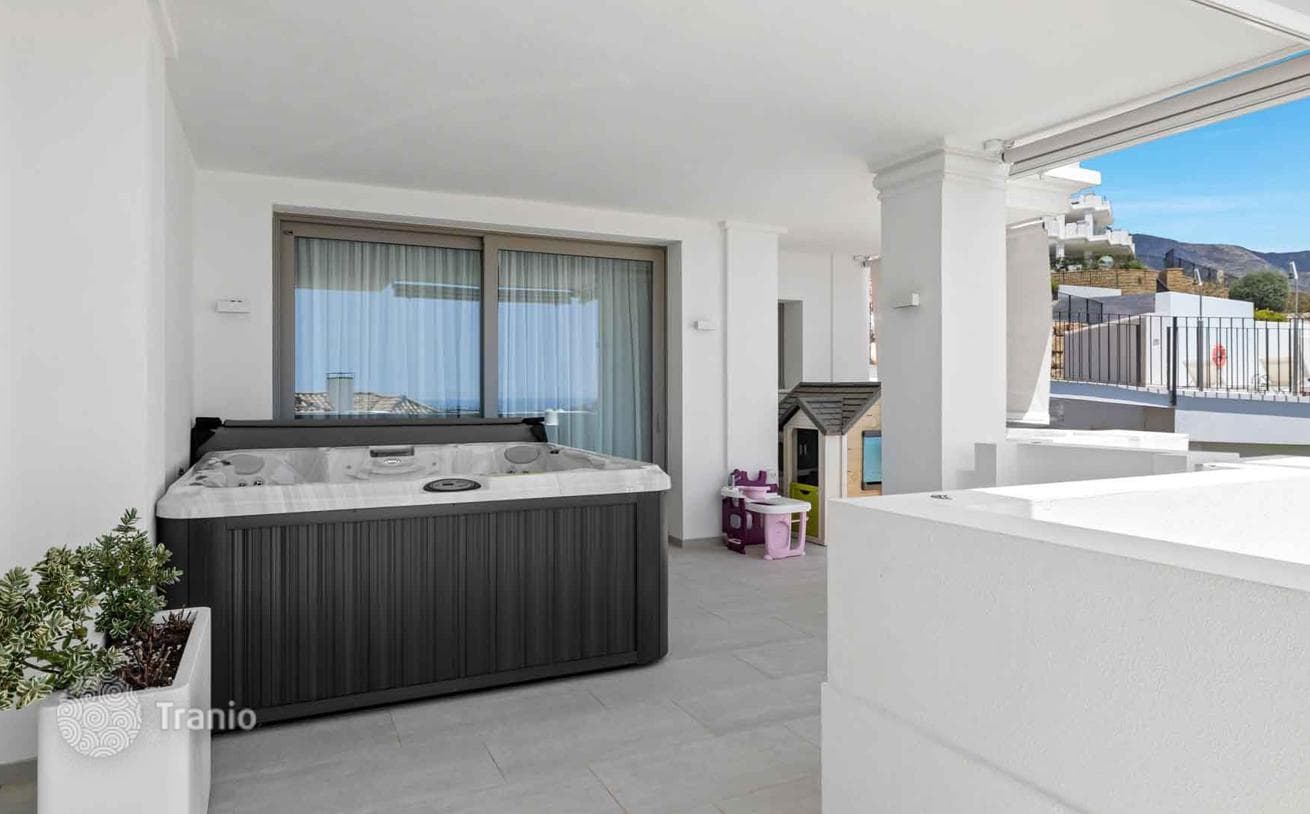 7-комнатная квартира 325 м² в Нуэва Андалусии, Испания