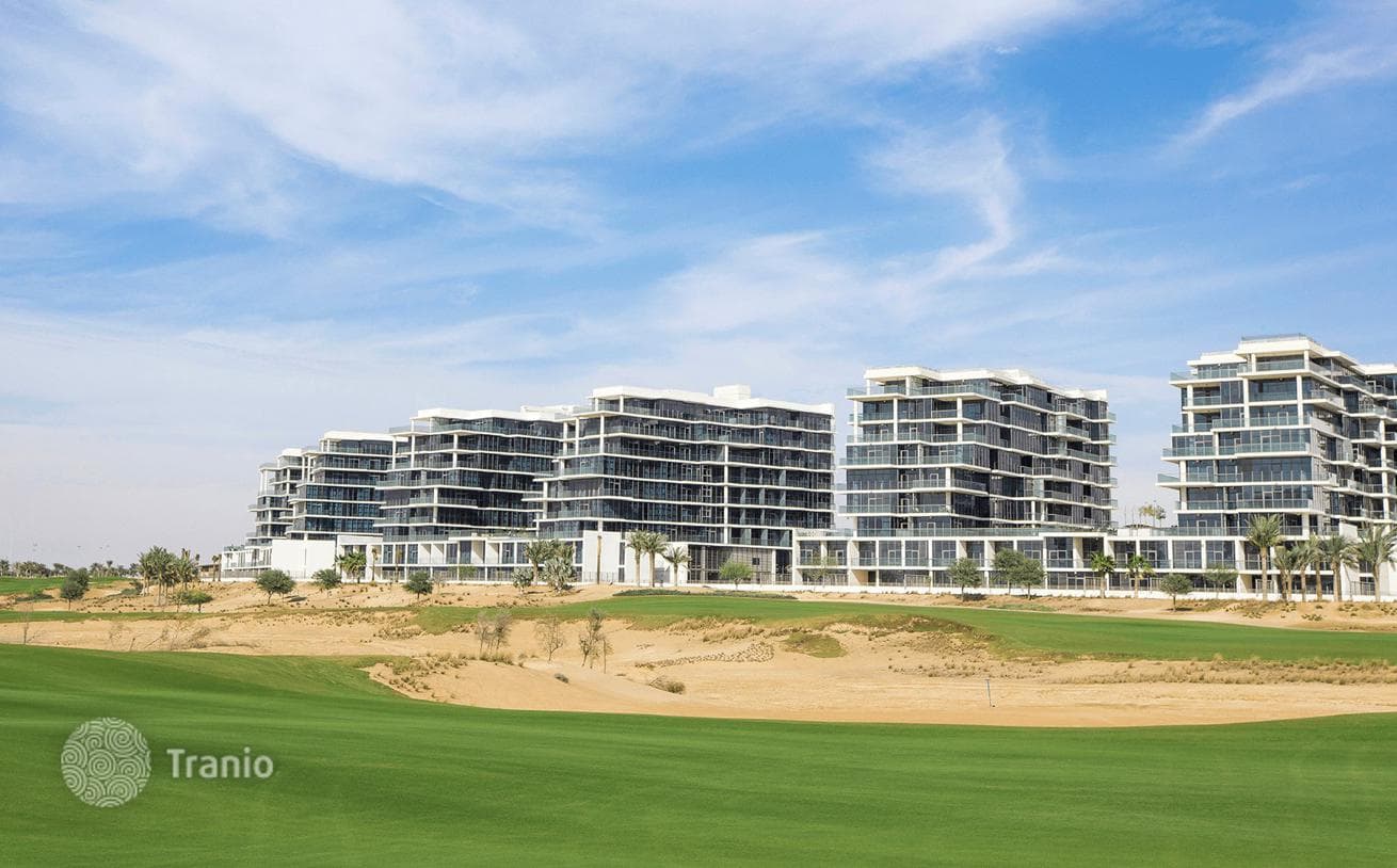 Современные апартаменты в жилом комплексе Golf Town с полем для гольфа, теннисными кортами и бассейном, DAMAC Hills, Дубай, ОАЭ, фото 5