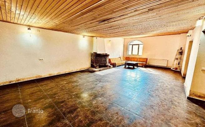 8-комнатный дом в городе 600 м² в Тбилиси (город), Грузия