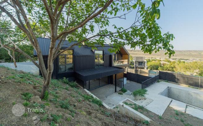 4-комнатный дом в городе 400 м² в Тбилиси (город), Грузия, фото 2