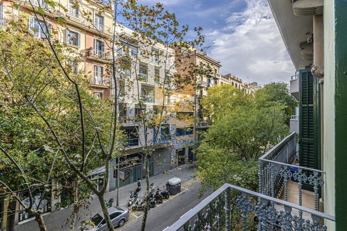 Квартира в Барселоне, Испания, 72 м2
