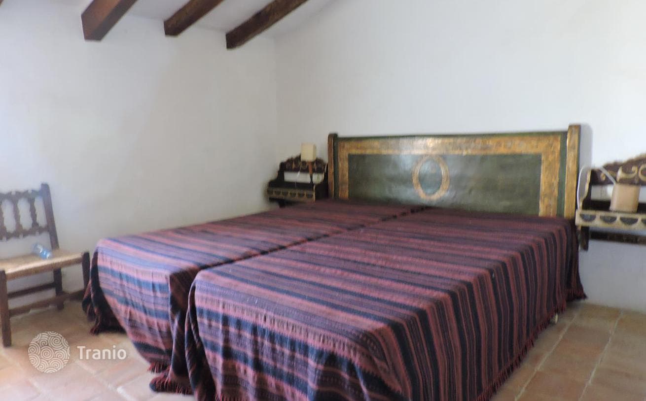 6-комнатный коттедж 400 м² в Кальпе, Испания, фото 2