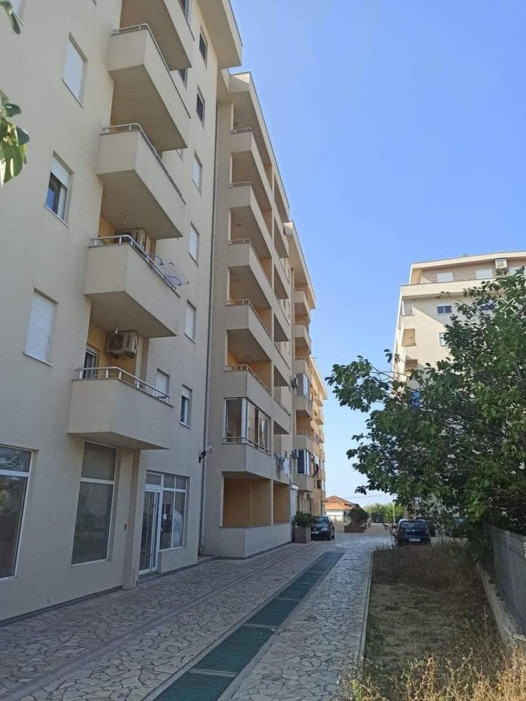 Квартира в Баре, Черногория, 48 м2