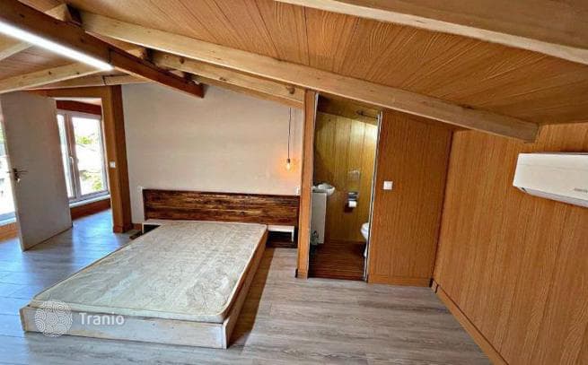 6-комнатный дом в городе 210 м² в Тбилиси (город), Грузия