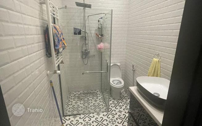 Дом в городе 350 м² в Тбилиси (город), Грузия