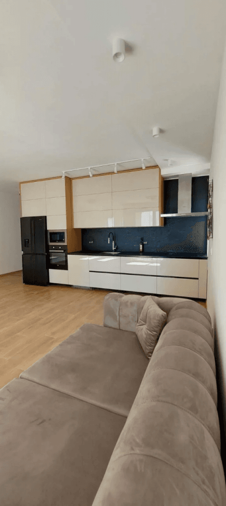 Квартира в Будве, Черногория, 98 м2