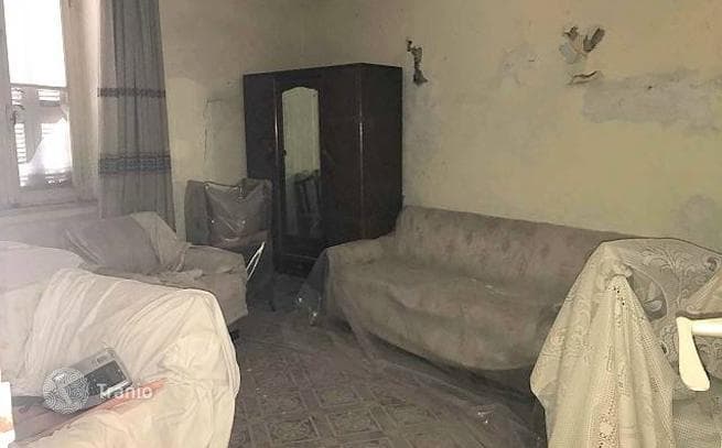 Дом с видом на море под ремонт, Пирей, Греция
