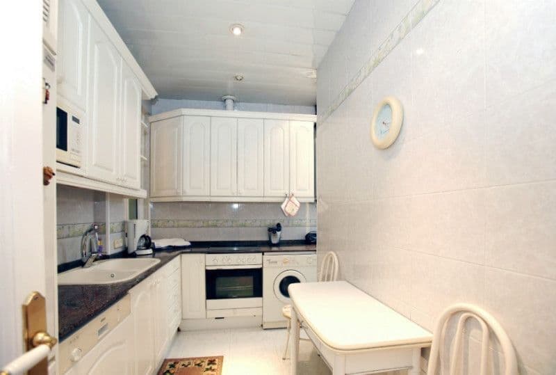 Квартира в Барселоне, Испания, 80 м2