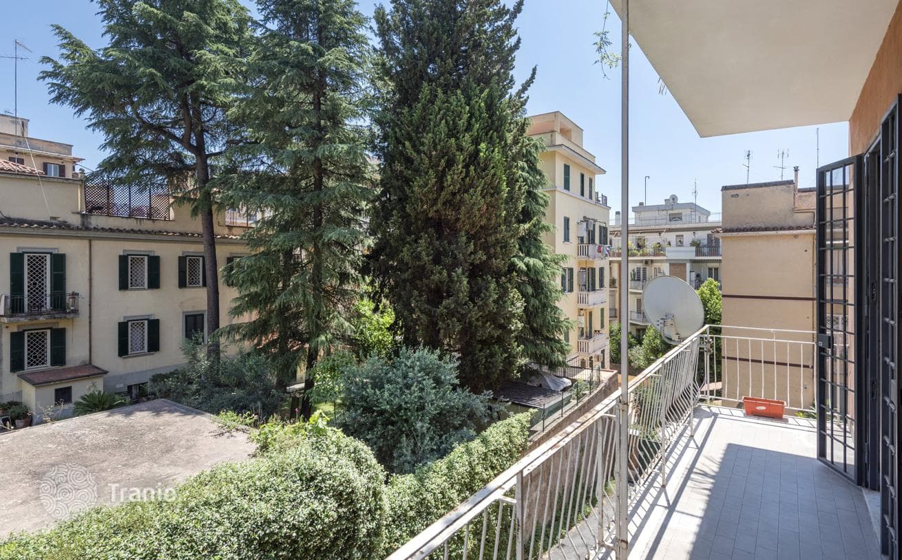 7-комнатная квартира 150 м² в Риме, Италия