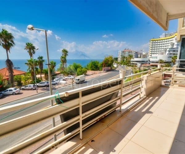 Квартира в Анталии, Турция, 150 м2
