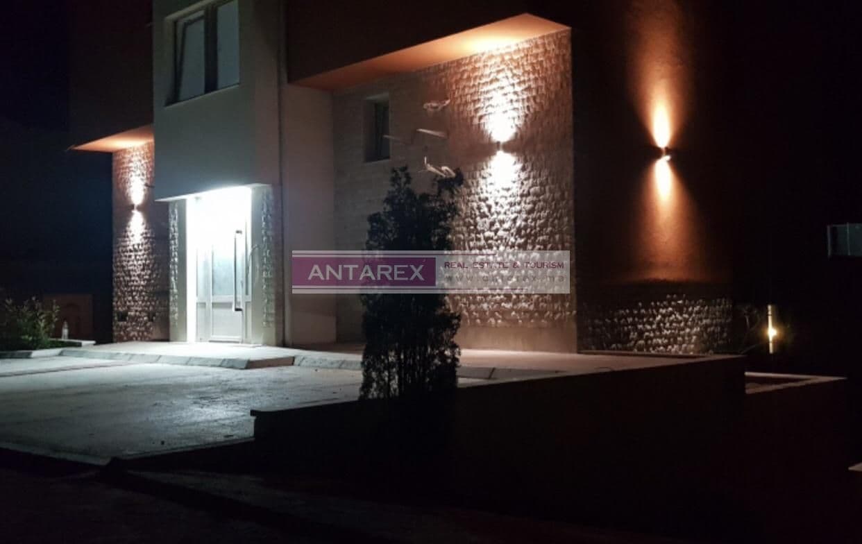 Апартаменты в Ластве, Черногория, 93 м², фото 2