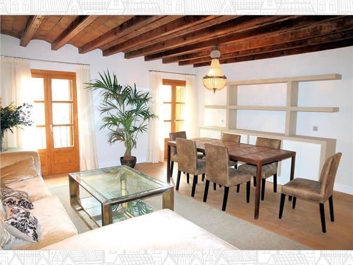 Квартира в Барселоне, Испания, 125 м2