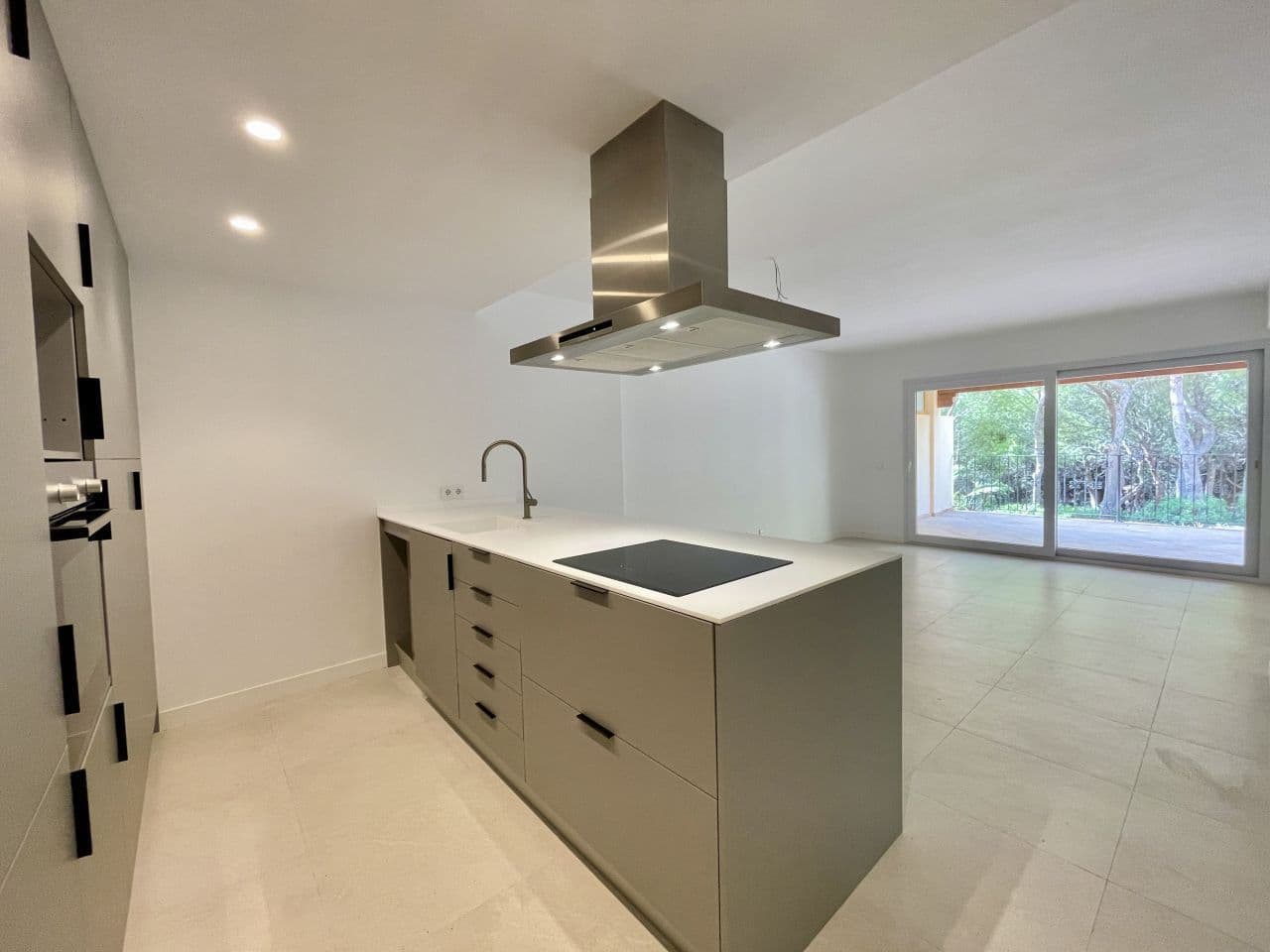 Апартаменты в Андрайче, Испания, 63 м², фото 3