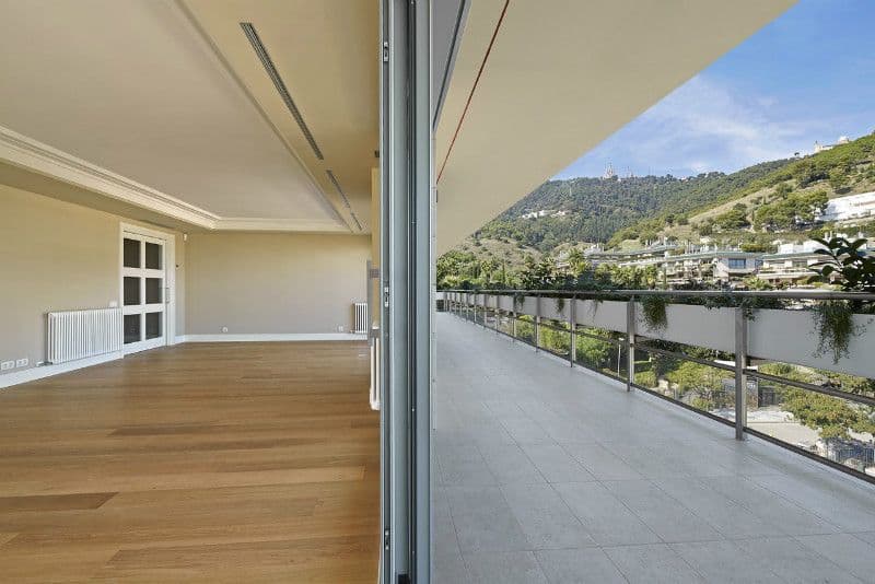 Квартира в Барселоне, Испания, 100 м², фото 2