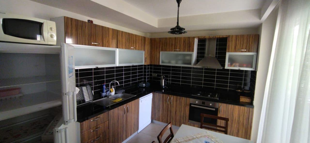 Квартира в Мерсине, Турция, 170 м2