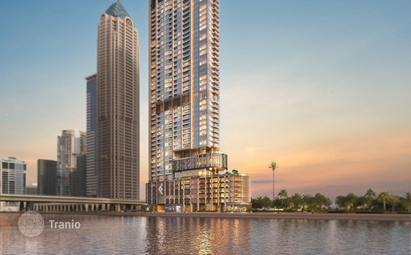 Новая высотная резиденция на берегу канала One River Point с бассейнами рядом с Бурдж Халифа, Business Bay, Дубай, ОАЭ