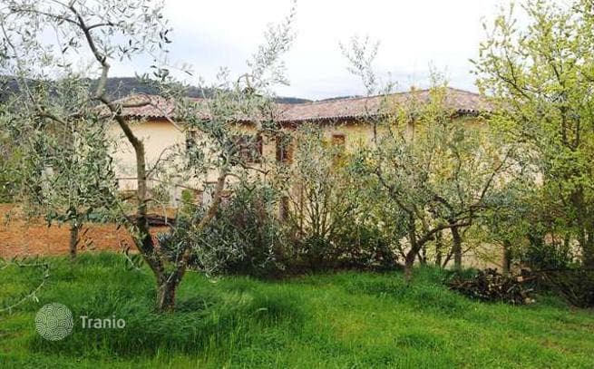 Вилла 450 м² в Кортоне, Италия