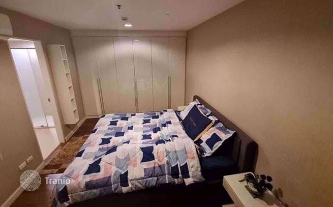 3-комнатные апартаменты в кондо в Хуай Кхванге, Таиланд