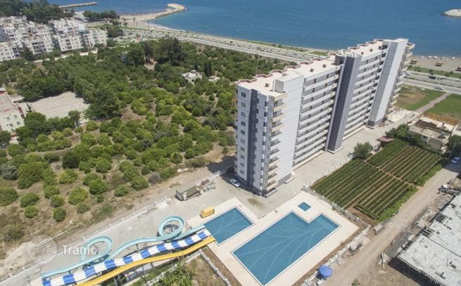 Мерсин, Эрдемли квартира 1+1 готовый комплекс в 100 м от моря