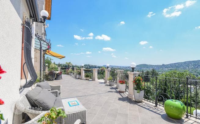 8-комнатный дом в городе 600 м² в Районе II, Венгрия, фото 3