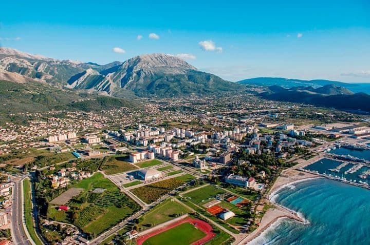 Квартира в Баре, Черногория, 90 м2