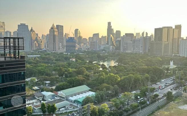 2-комнатные апартаменты в кондо в Патхум Ване, Таиланд, фото 2