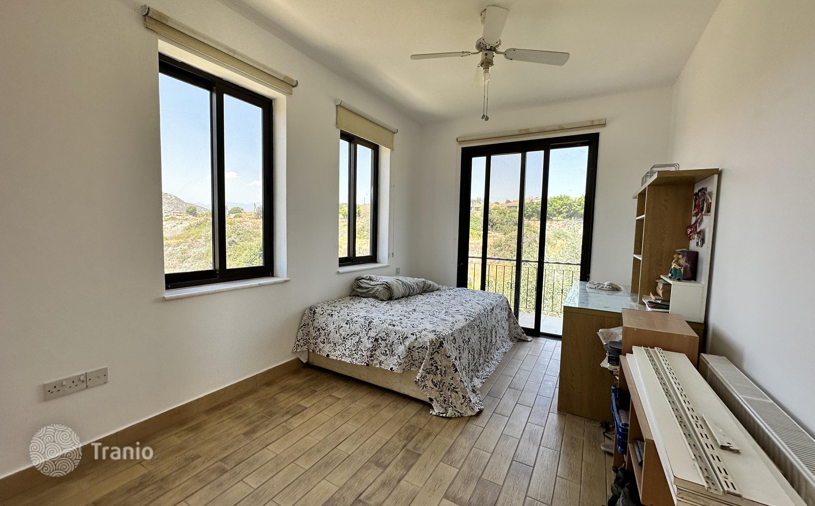 8-комнатный особняк 355 м² в Калавасосе, Кипр