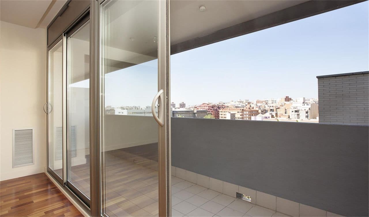 Квартира в Барселоне, Испания, 111 м2