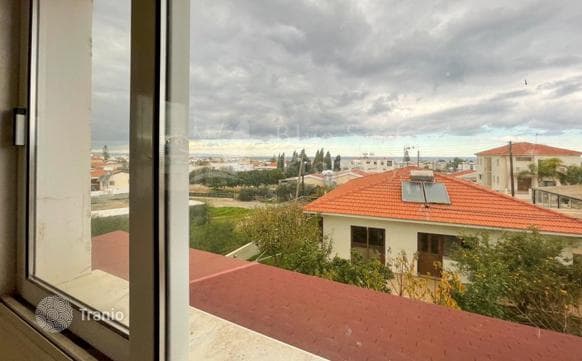 Квартира с двумя спальнями, большой верандой и видом на море, Паралимни